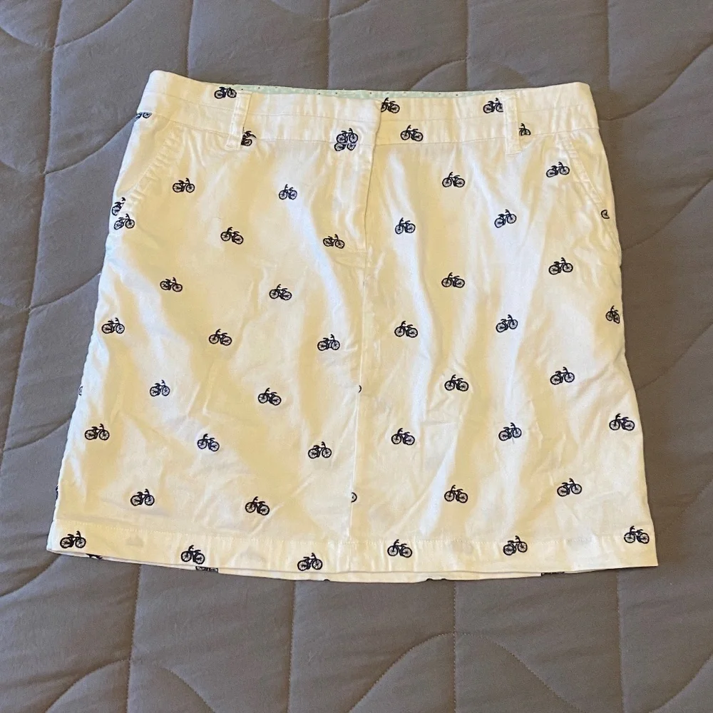British Khaki- Skirt-White with Blue‎ Bicycles-Women's Size 6